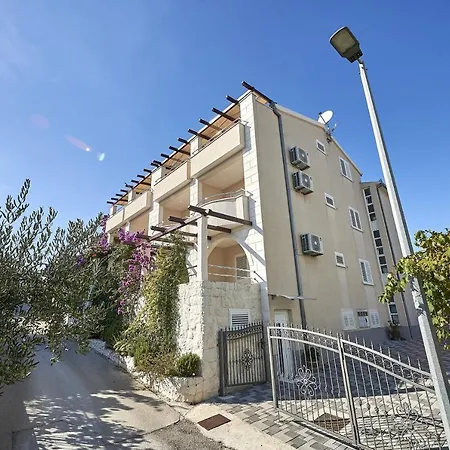 Mavarstica 17803e * Trogir