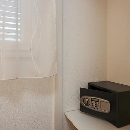 Mavarstica 17803e * Trogir