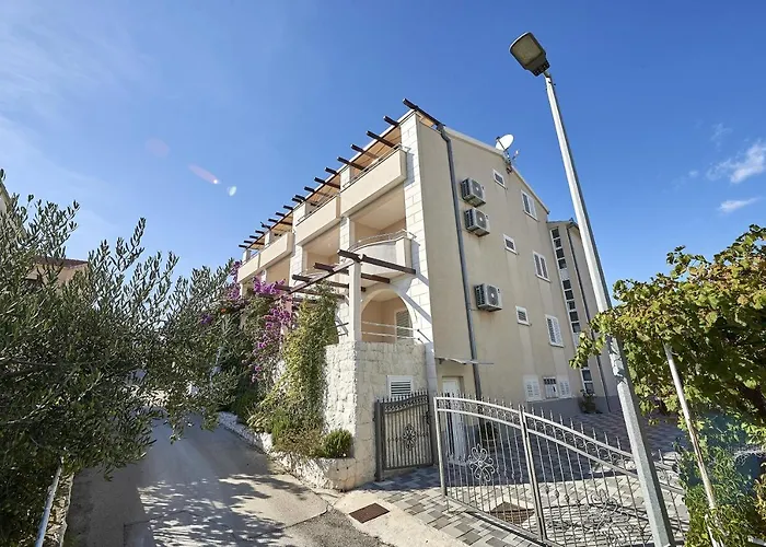 Mavarstica 17803e * Trogir