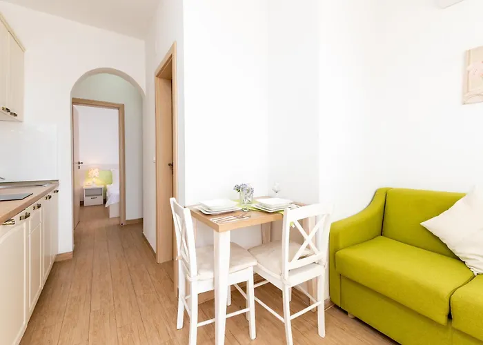 Appartement Mavarstica 17803e